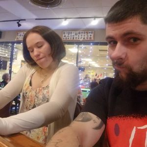 Meet your Posher, Carly ann